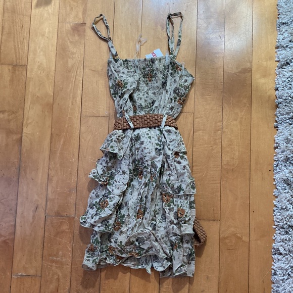 Floral ruffled dress - Picture 5 of 5